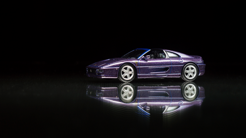 Illustration for article titled Kyosho Ferrari F355 GTS